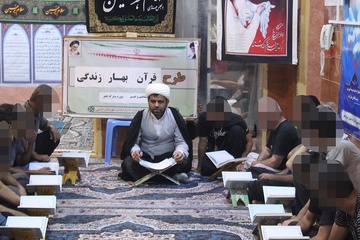  برگزاری طرح آموزشی «قرآن بهار زندگی» در  زندان دشتی 