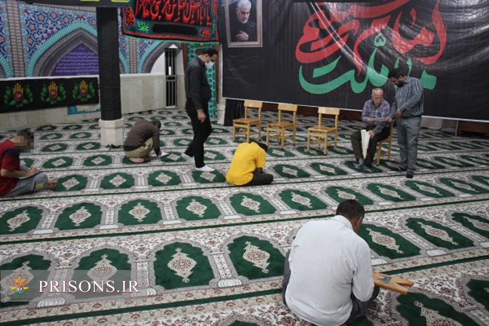 برگزاری آزمون پایانی دوره تحکیم مددجویان کم‌سواد زندان مرکزی بوشهر