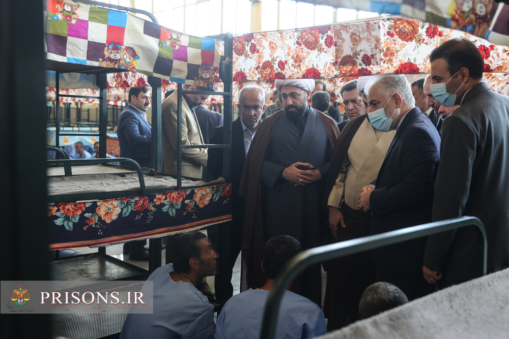 رئیس سازمان زندان‌ها از اردوگاه فشافویه بازدید کرد