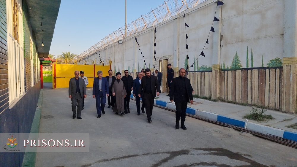 دکتر ایمانی استاندار فارس: انتقال زندان عادل آباد شیراز به خارج از شهر بطور جدی در دستور کار است