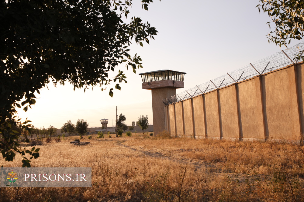 آزادی ۲ زندانی جرائم غیرعمد با کمک یک میلیارد ریالی استاندار همدان