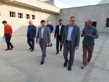 بازدید رئیس کل دادگستری استان از زندان درحال ساخت گناوه