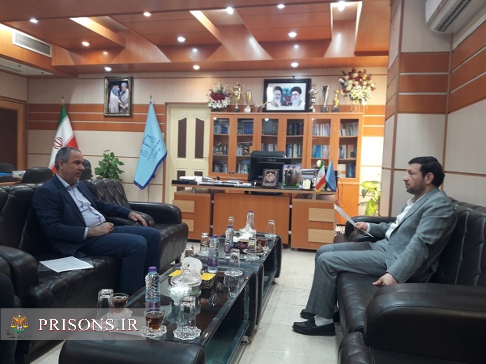 دیدار مدیرکل زندان‌های بوشهر با رئیس‌کل دادگستری استان