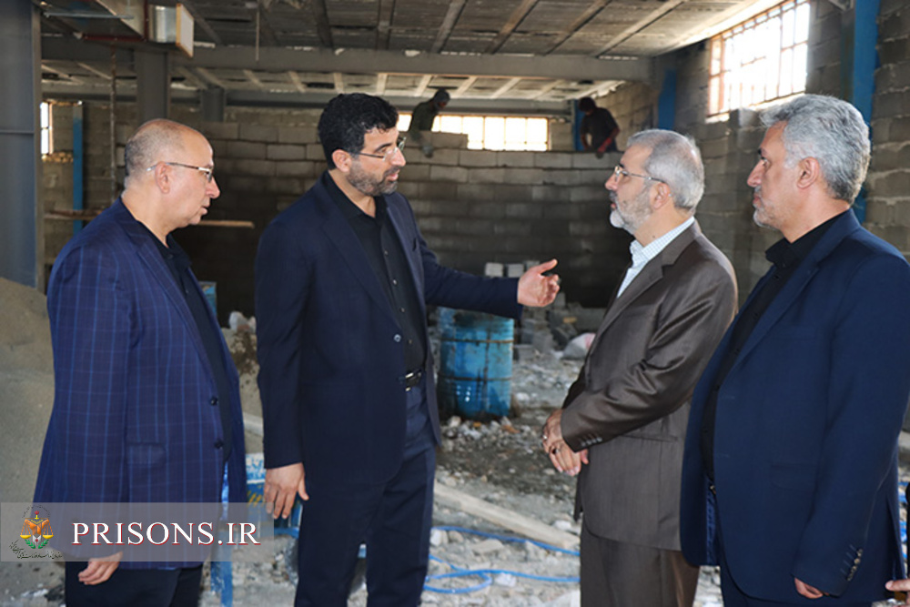 شهردار کرج از ندامتگاه مرکزی استان البرز بازدید کرد