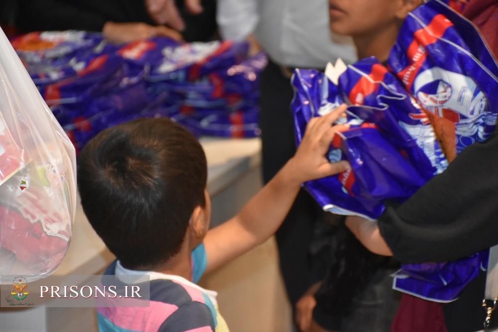 250 بسته تحصیلی و حمایتی به فرزندان زندانیان گرگانی اهدا شد