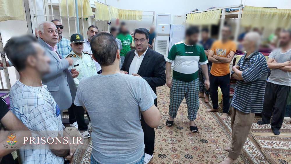 مدیرکل زندان‌های استان مازندران از زندان قائمشهر بازدید کرد