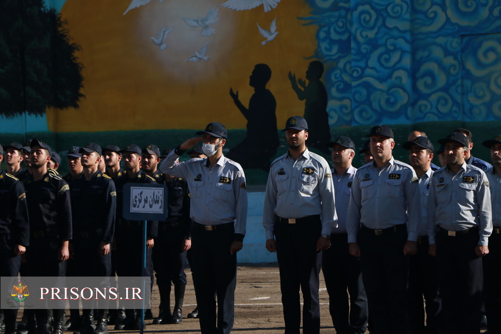 گرامیداشت هفته دفاع مقدس در زندان‌های زنجان