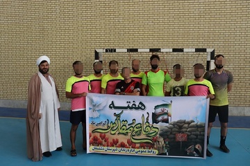 برگزاری مسابقات چهارجانبه فوتسال و فوتبال‌دستی گرامیداشت هفته دفاع مقدس در زندان دشتستان