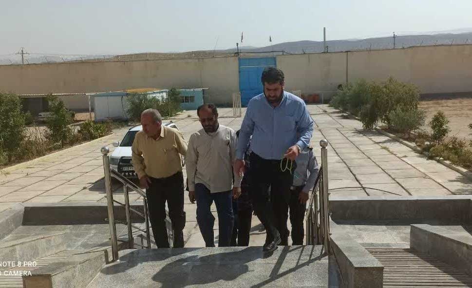 بازدید سرزده مدیر کل زندانهای فارس از زندان های استهبان،بوانات و قیر کارزین