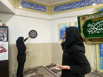 کارکنان زن اداره کل زندان‌های استان تهران در مسابقه پرتاب دارت شرکت کردند
