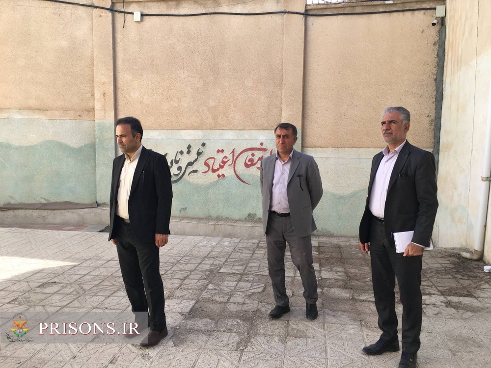 بازدید مدیرکل زندانهای استان کردستان از کانون اصلاح و تربیت در روز تعطیل