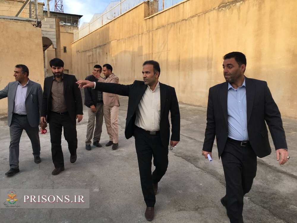 بازدید مدیرکل زندانهای استان کردستان از زندان مرکزی سنندج در روز تعطیل