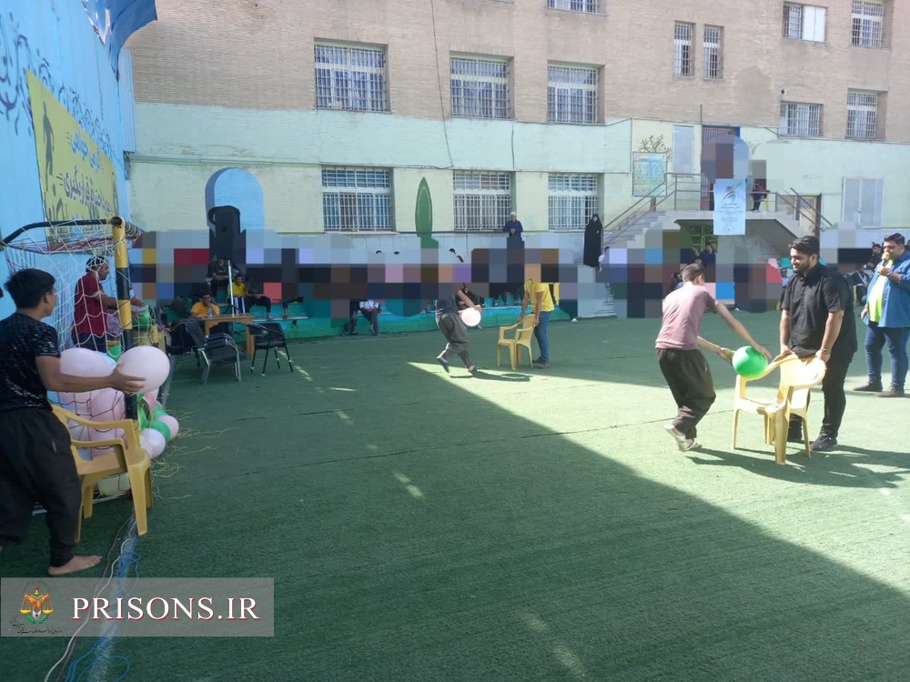 برگزاری جشن ولادت حضرت رسول (ص) در کانون اصلاح و تربیت اصفهان