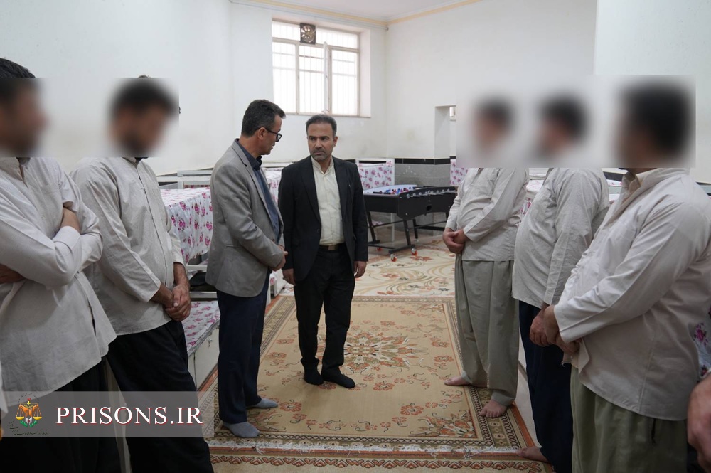 بازدید مدیرکل زندانهای استان کردستان از بازداشتگاه دیواندره