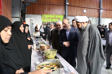 برگزاری جشنواره غذاهای سنتی کارکنان زن زندان‌های استان اصفهان