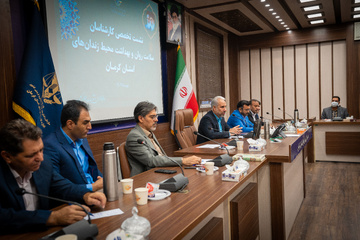برگزاری نشست تخصصی کارکنان بهداشت روان و بهداشت محیط زندان‌های استان کرمان
