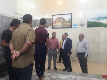 بازدید سه ساعته مدیر کل زندان های بوشهر از اردوگاه حرفه آموزی استان