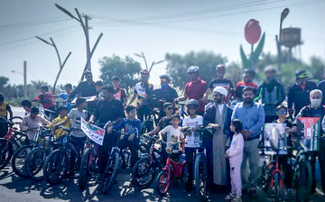 همایش دوچرخه‌سواری کارکنان زندان بم در حمایت از مردم مظلوم غزه