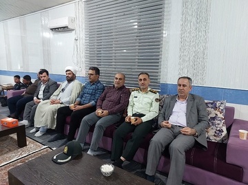 دیدار و جلسه پرسش وپاسخ مدیر کل زندان های استان بوشهر با سربازان وظیفه زندان دشتستان