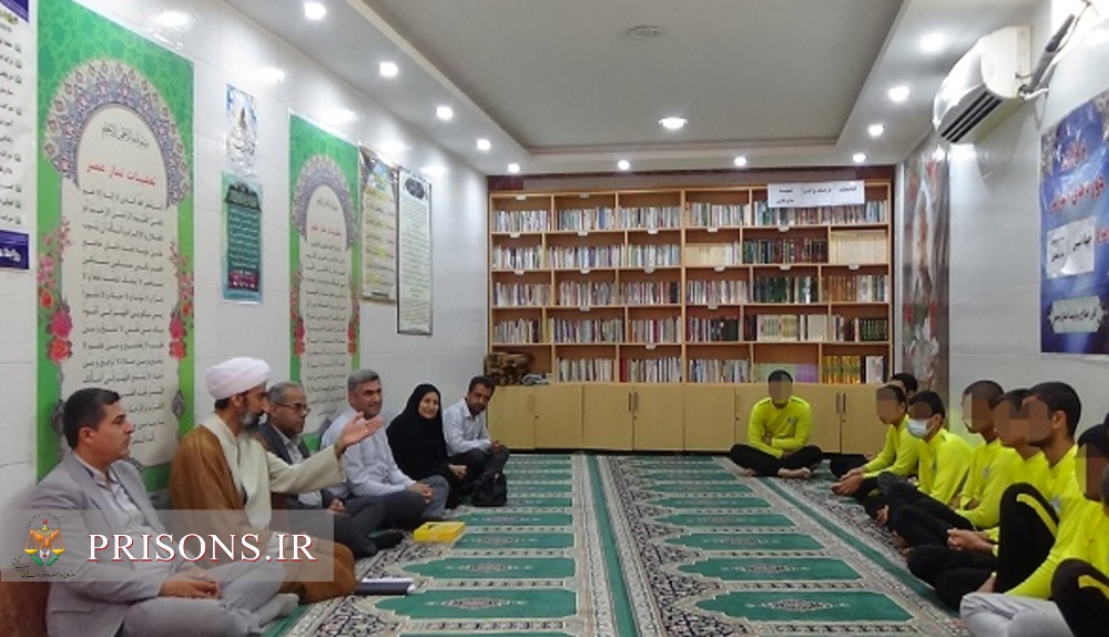 بازدید مسئولین کتابخانه شهرستان بوشهر از کانون اصلاح و تربیت استان