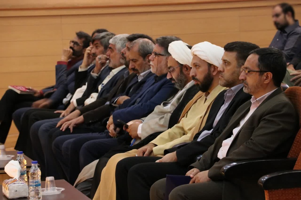 پویش بزرگ کتابخوانی در زندان مرکزی اصفهان برگزار شد