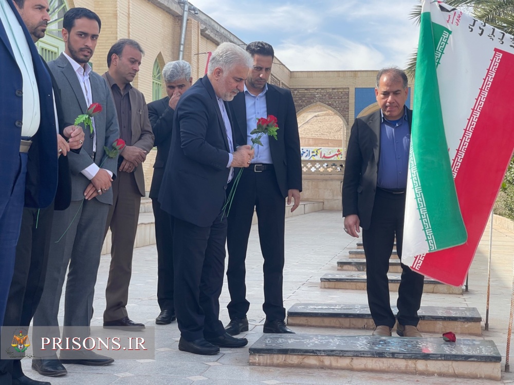 رئیس سازمان زندان‌ها از بازداشتگاه شهر راور بازدید کرد