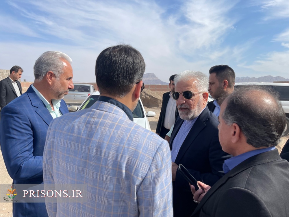 رئیس سازمان زندان‌ها از بازداشتگاه شهر راور بازدید کرد