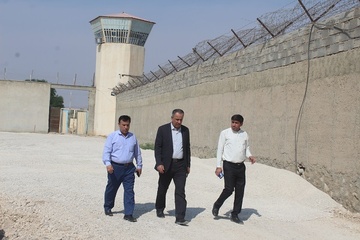 بازدید مدیر کل زندان های استان بوشهر از زندان دشتی
