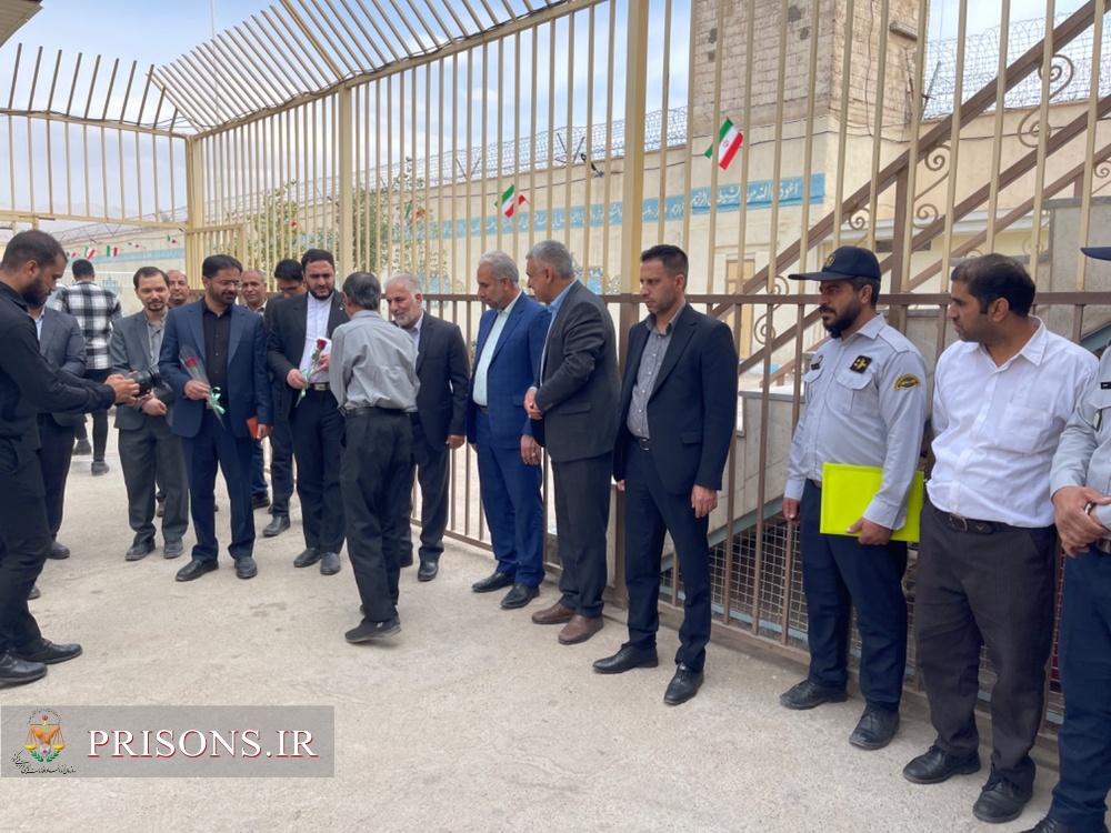 همزمان با سفر رئیس قوه قضاییه به کرمان ۱۵ زندانی شهرستان زرند آزاد شدند