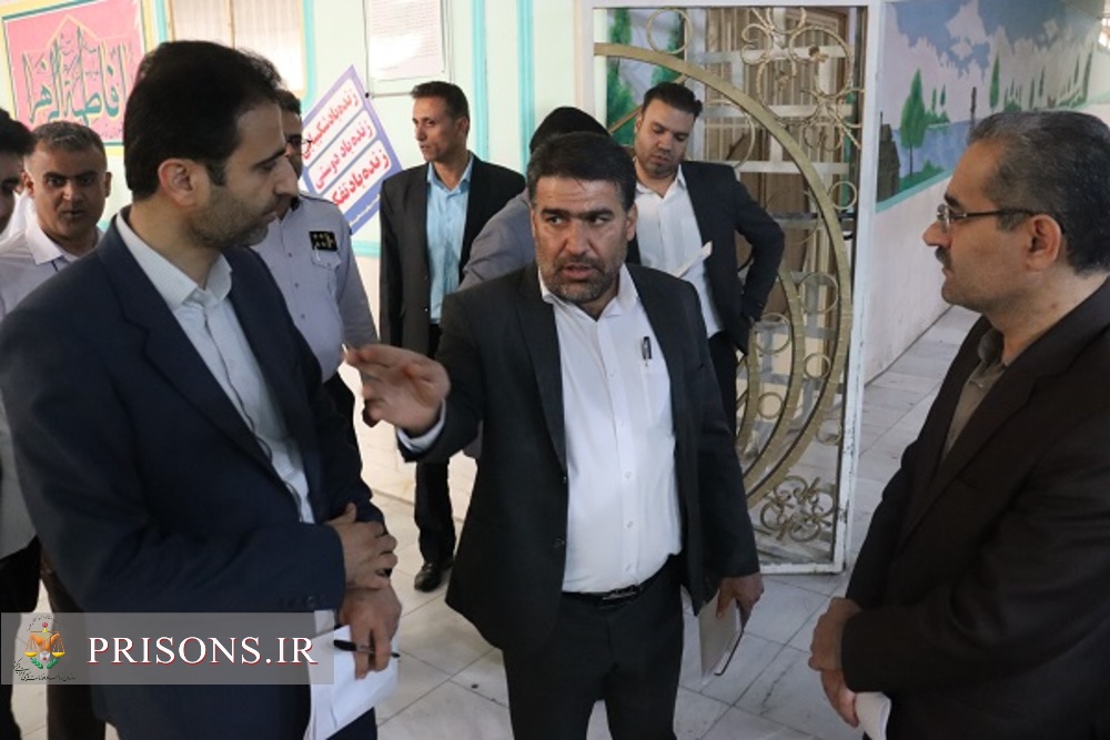 بازدید رئیس دادگستری دشتستان از زندان برازحان