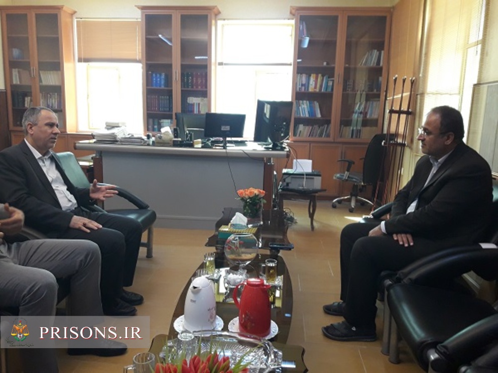 دیدار مدیرکل زندان‌های بوشهر با رئیس‌کل دادگاه‌های عمومی و انقلاب استان