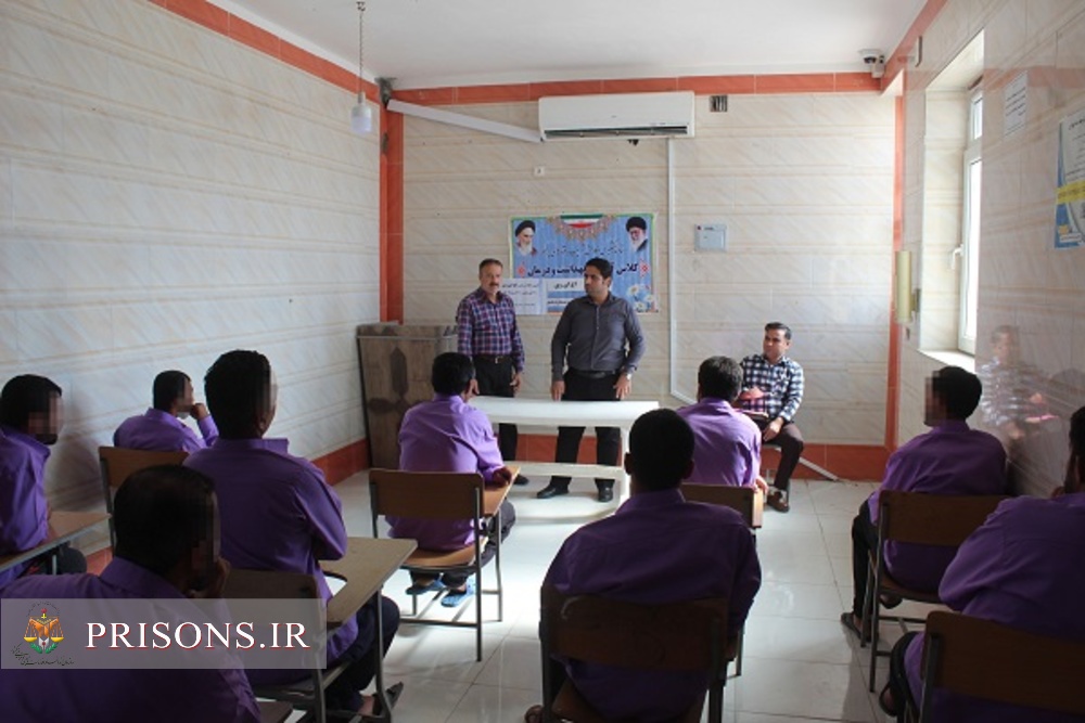 برگزاری دوره آموزشی بهداشتی «اچ ای وی» ویژه مددجویان در زندان دشتی 