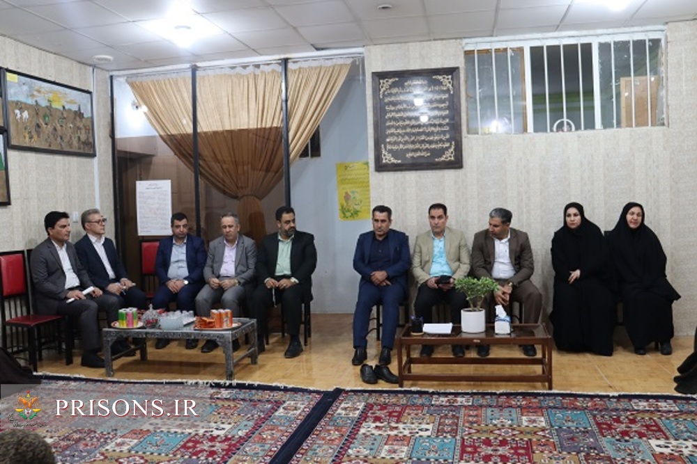 مدیرکل دفتر اقدامات حمایتی سازمان زندان‌ها از اندرز گاه نسوان زندان مرکزی بوشهر سرکشی کرد