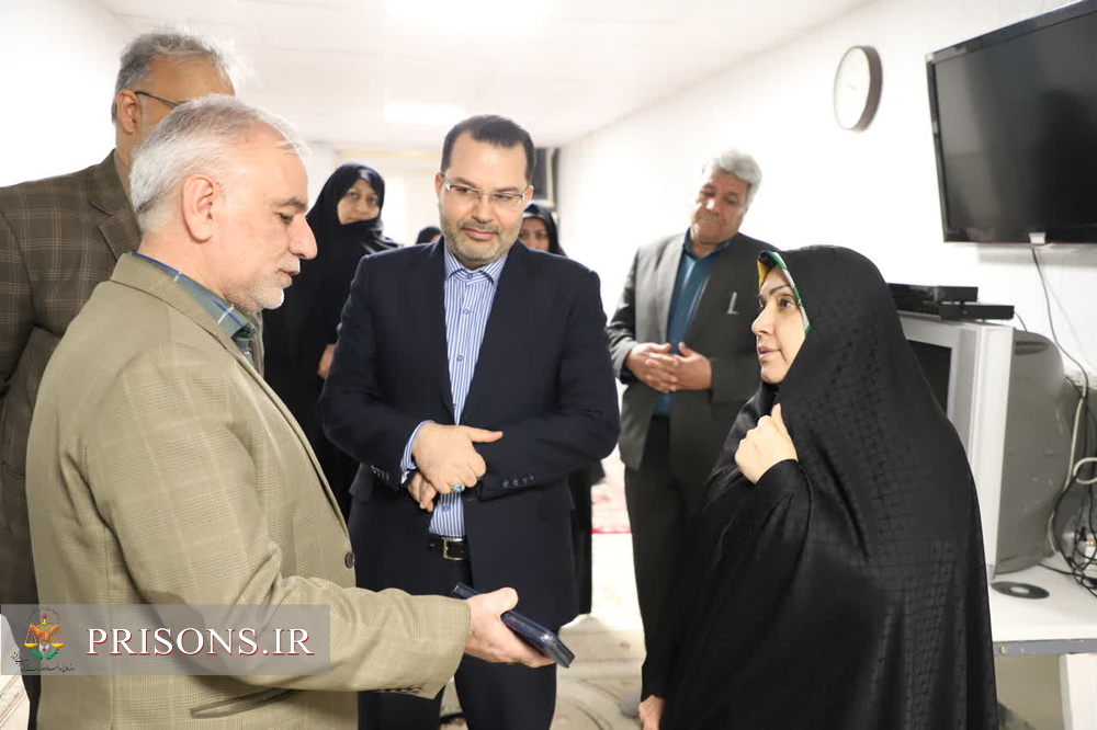 بازدید مدیر کل دفتر برنامه‌ریزی ، نوسازی و تحول اداری سازمان زندان‌های کشور از زندان مرکزی مشهد