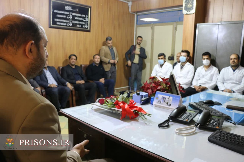 تجلیل از زحمات پرستاران شاغل در زندان مرکزی کرمانشاه به مناسبت گرامیداشت میلاد حضرت زینب (س) و روز پرستار