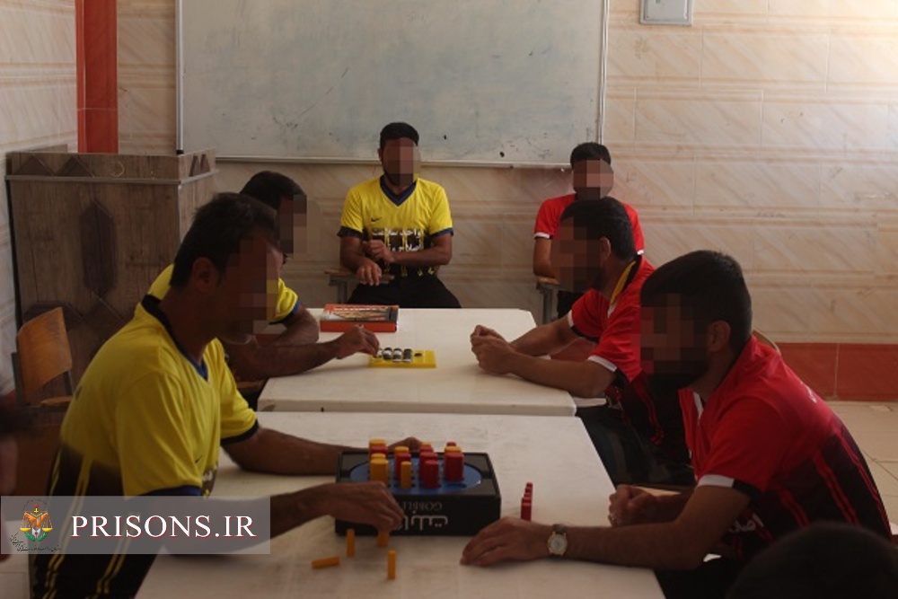 برگزاری المپیاد ورزشی زندانیان زندان دشتی در بزرگداشت هفته بسیج