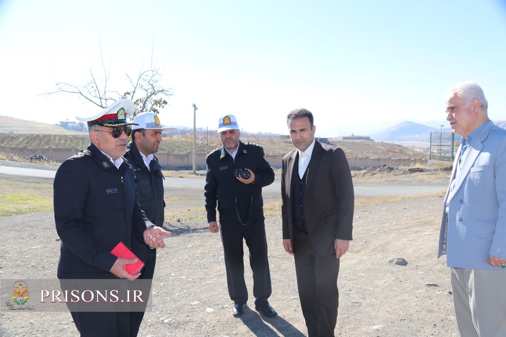 بازدید مدیرکل زندان‌ها و رئیس پلیس کردستان از شهرک آزمایش انجمن حمایت زندانیان سنندج
