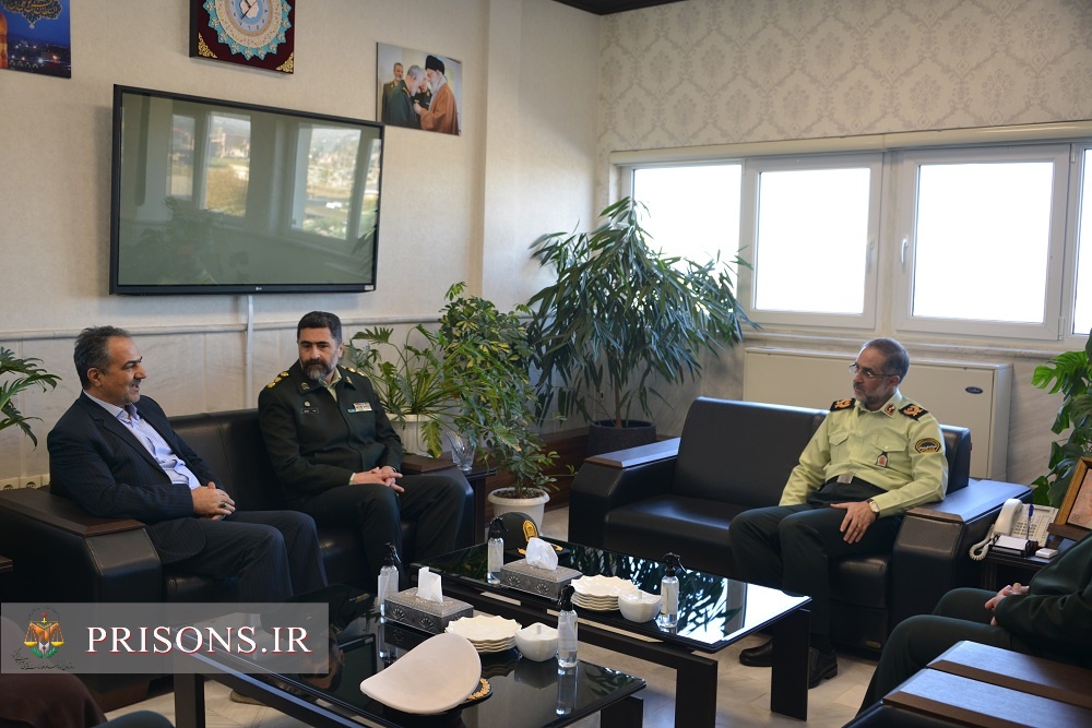 دیدار فرمانده یگان حفاظت زندان‌های کشور با فرمانده انتظامی استان گلستان