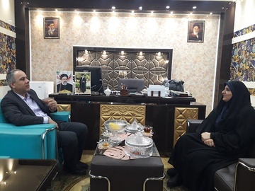 نشست مدیرکل زندان های بوشهر با مدیرکل کانون پرورش فکری کودکان و نوجوانان استان 