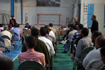 میز خدمت 40 نفر از قضات استان یزد جهت رسیدگی به مشکلات قضایی زندانیان زندان مرکزی