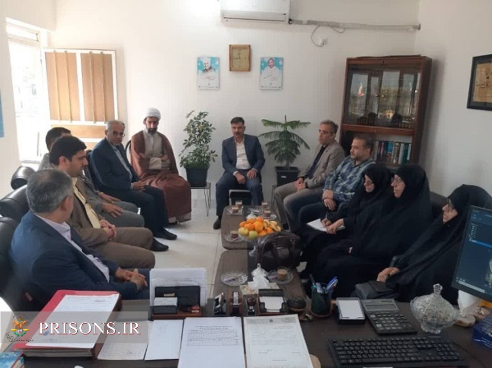 رئیس و اعضای شورای شهر بوشهر از کانون اصلاح و تربیت بوشهربازدید کرد