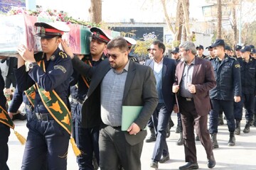 تشییع پیکر پاک شهید گمنام در زندان مرکزی اصفهان