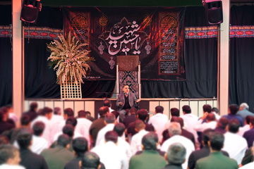 برگزاری آیین عزاداری شهادت حضرت فاطمه زهرا (س) در زندان مرکزی یزد