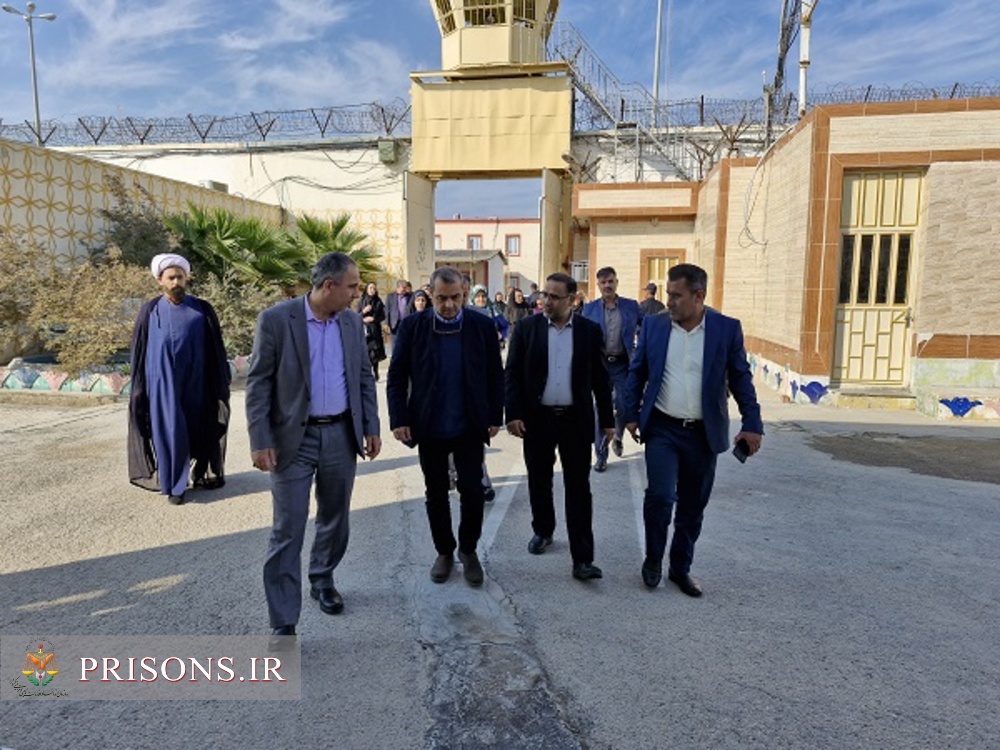 بازدید کمیته هماهنگ کننده کشوری پروژه های صندوق جهانی ایدز در ایران از مرکز مشاوره بیماری های رفتاری زندان مرکزی بوشهر
