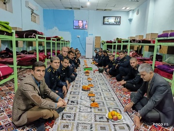  سربازان وظیفه در زندان‌های کهگیلویه وبویراحمد یلدا را جشن گرفتند