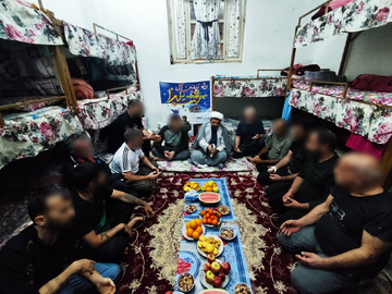 سفره های رنگین شب یلدا در زندانهای مازندران