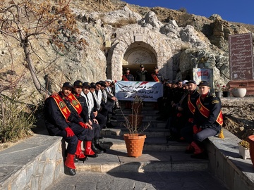 تجدید پیمان سربازان ندامتگاه تهران بزرگ در کهف الشهدا