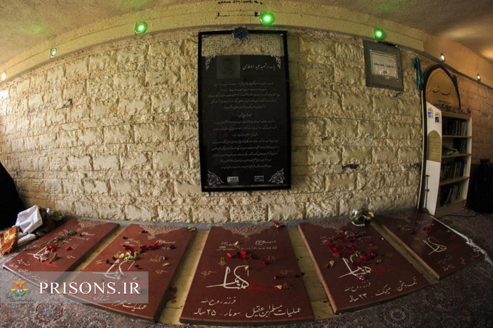 تجدید پیمان سربازان ندامتگاه تهران بزرگ در کهف الشهدا