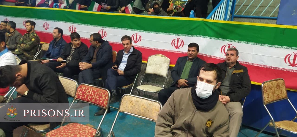 حضور کارکنان زندانهای کردستان در پاسداشت نهم دی ماه در شهرهای مختلف استان