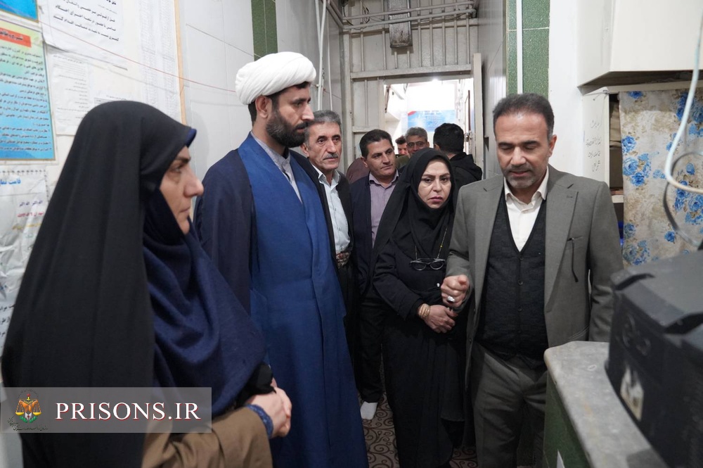 بازدید عضو کمیسیون تلفیق بودجه مجلس از زندان مریوان